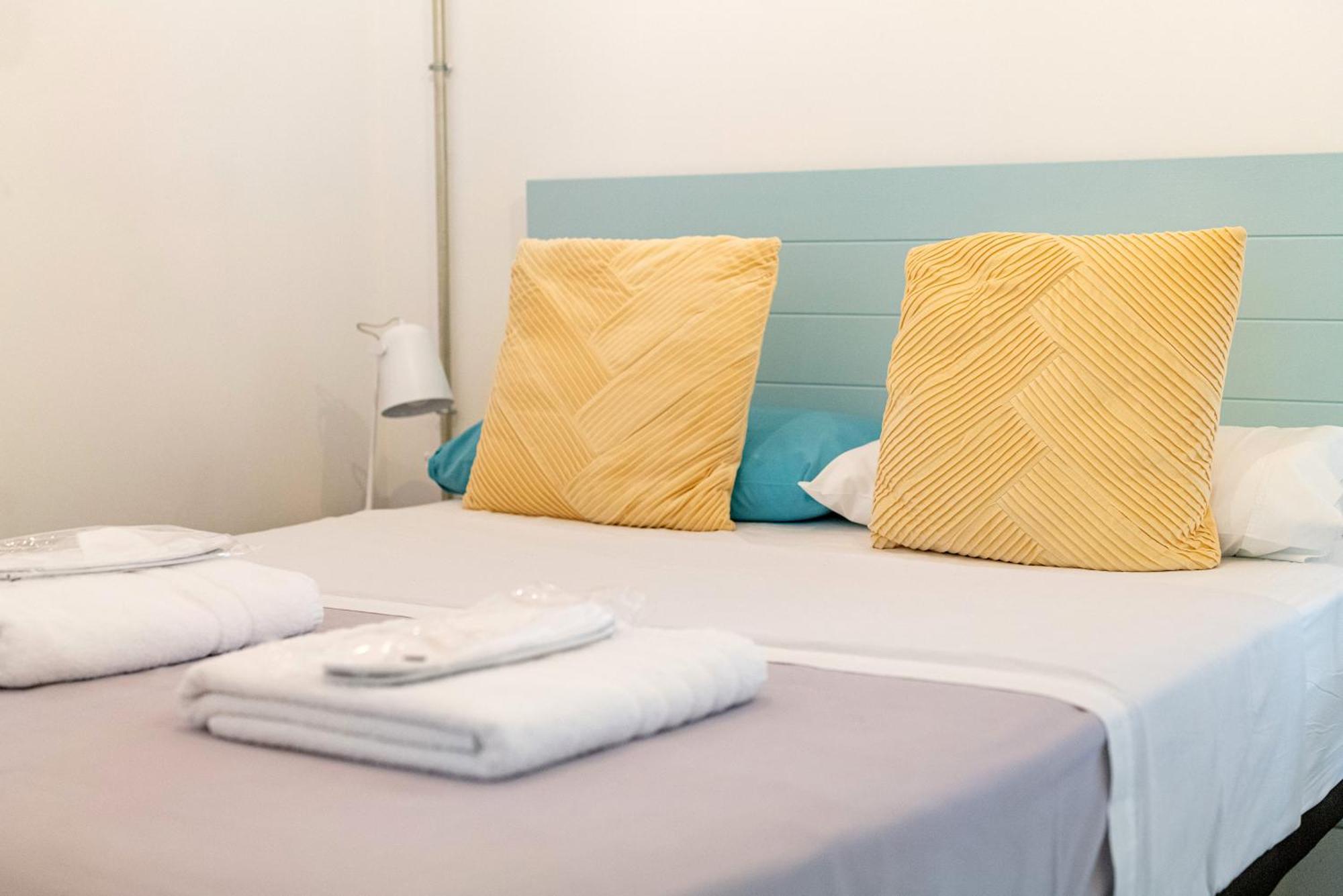 Vintage Apartment Near Puerta Del Sol Мадрид Екстериор снимка