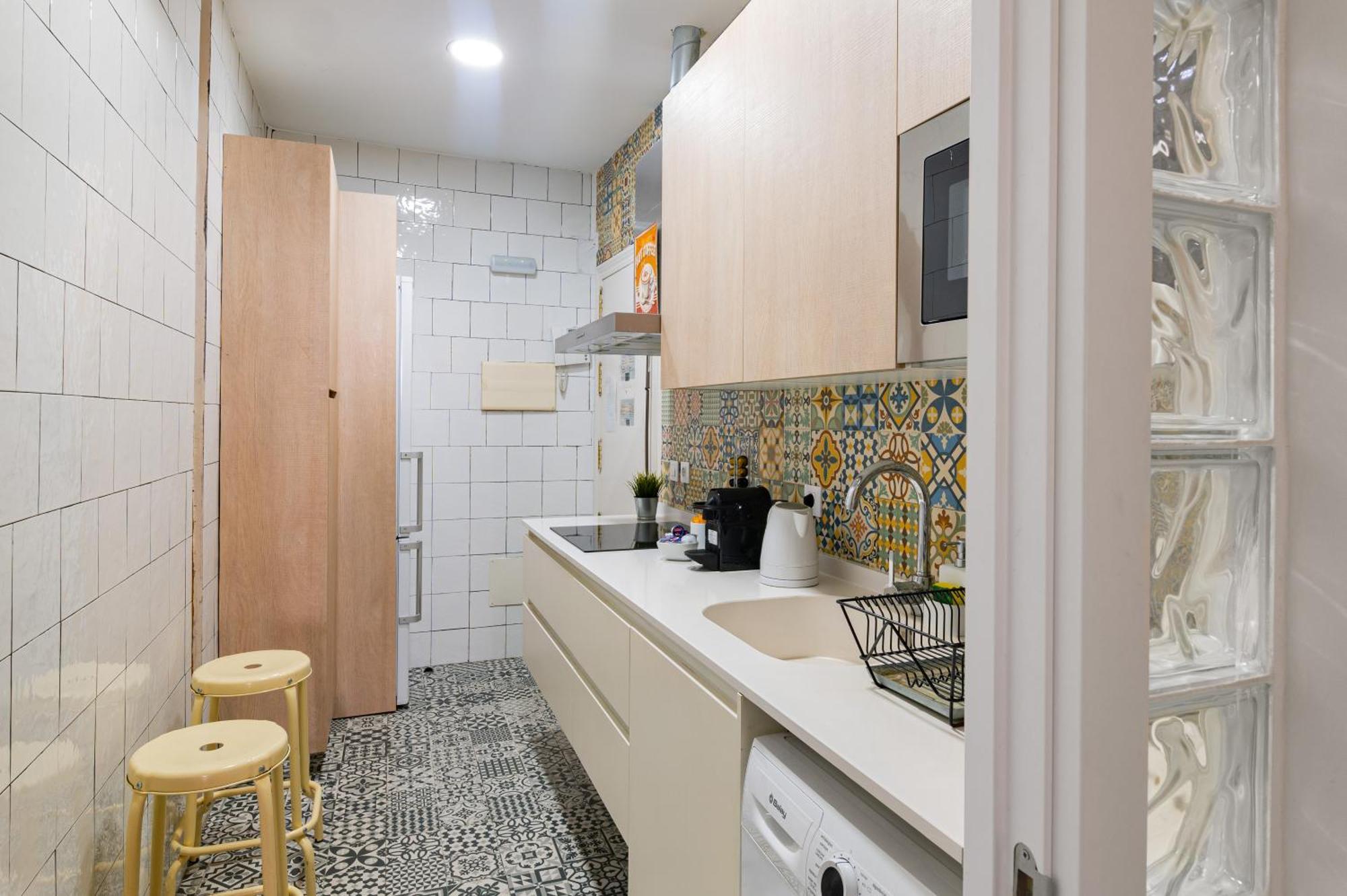Vintage Apartment Near Puerta Del Sol Мадрид Екстериор снимка