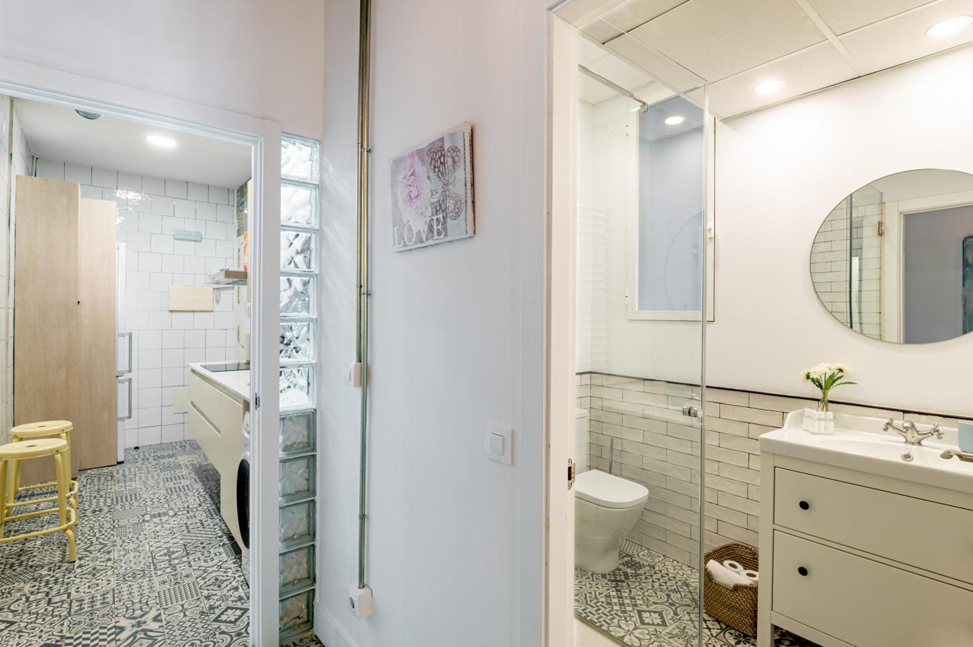 Vintage Apartment Near Puerta Del Sol Мадрид Екстериор снимка